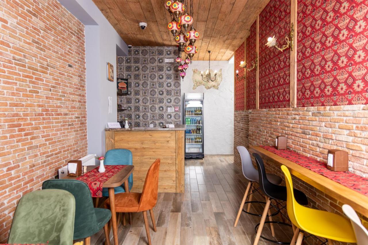 Rose Hotel Vake Tbilisi Ngoại thất bức ảnh
